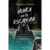 Nunca En La Escalera... (the Vanishing Stair) - Paperback