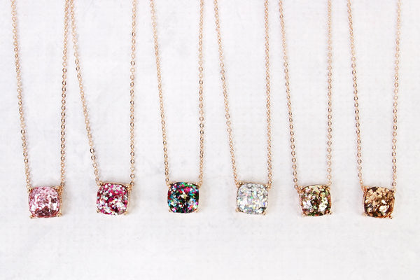 Cushion Glitter Necklace