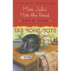 Miss Julia Hits the Road - Paperback