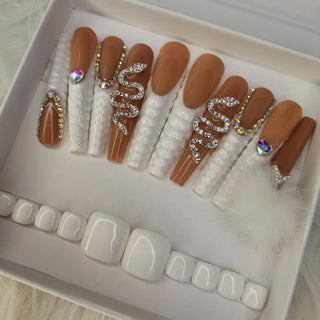 Buy hand-made-12-m 100% Hand Paint Luxury Private Label Artificial Finger and Toe Nails Set Press on Nails