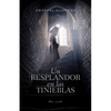 Un Resplandor En Las Tinieblas - Paperback