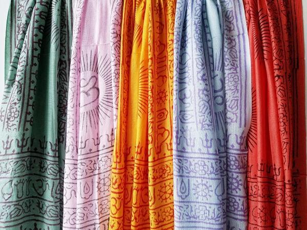 OM Bhakti Prayer Shawl - Medium